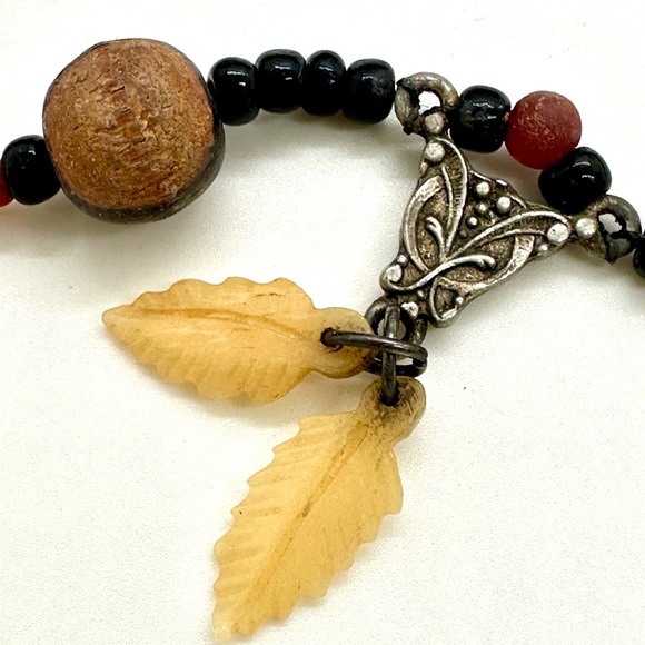 Vintage Tribal Bead Necklace - Picture 5 of 12